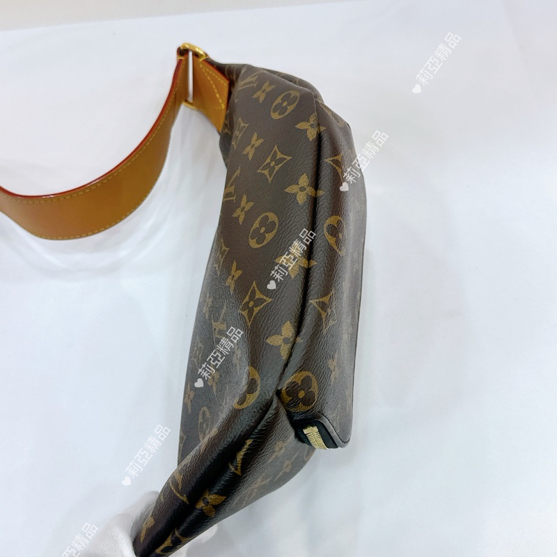 莉亞精品♡ LV 老花腰包 二手美包-5