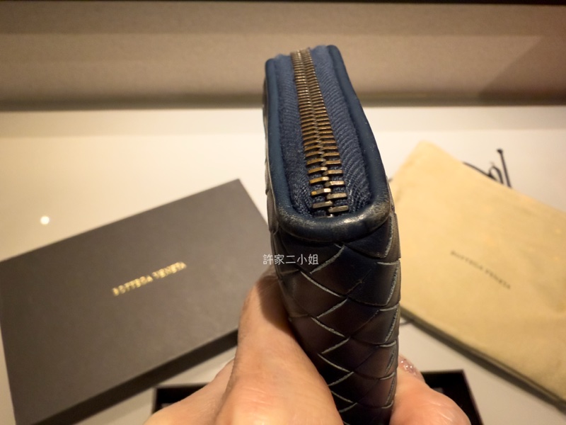 BV 二手閒置 現況販售 暗夜藍長夾-5