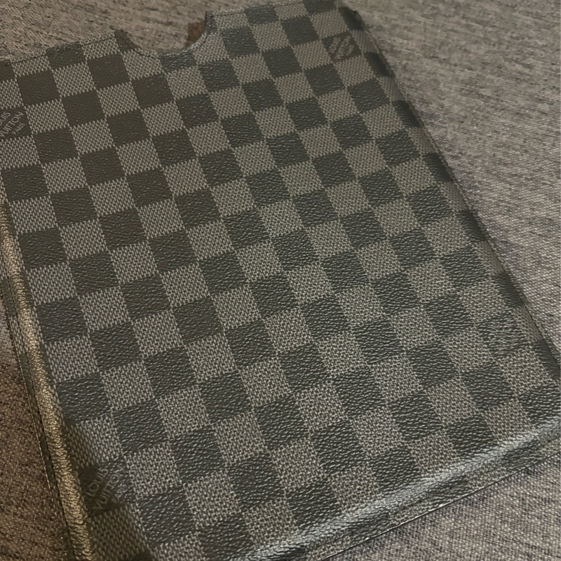 lv棋盤格iPad 皮套 非常新-11