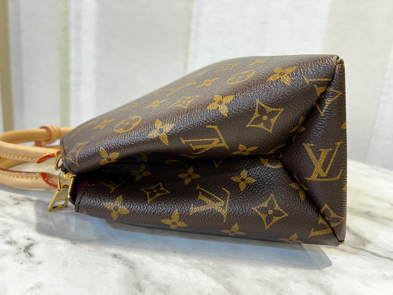 LV 原花 Petit Palais金釦手提斜背包-2