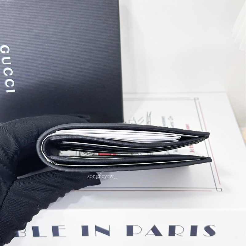 Gucci 經典 壓紋老花 6卡男短夾-2