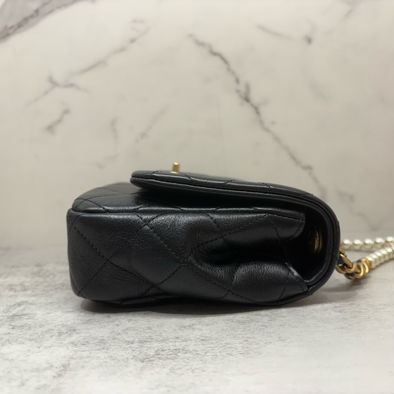 CHANEL香奈兒|22C新款珍珠鏈條口蓋包 黑金 晶片款-7