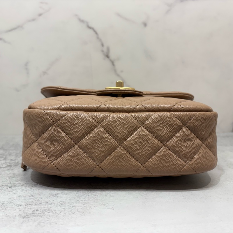 CHANEL香奈兒｜CF大方胖 拉鏈菱格紋口蓋包/相機包 奶茶 晶片款-3