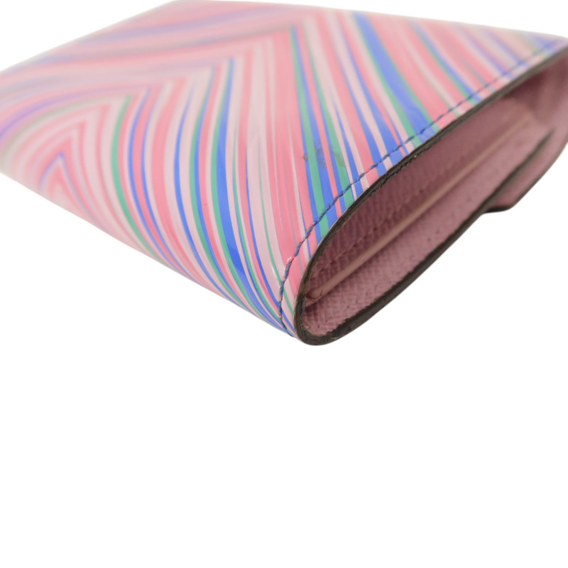 粉紅色藍色 Epi 水波紋 Victorine 扣式短夾 M62476-10