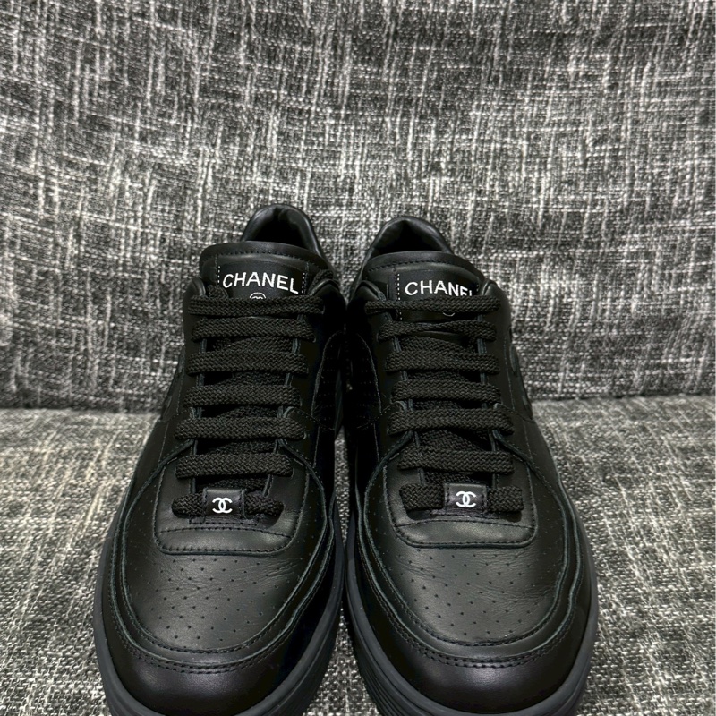 香奈兒23A黑色運動鞋-2