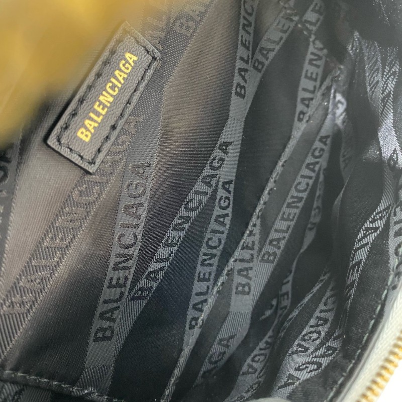 Balenciaga 菱格腰包 艾菲爾鐵塔裝飾鏈條 肩背包手提包斜背包-7