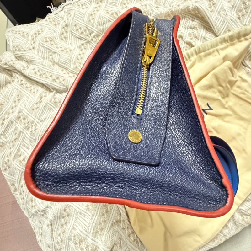 LV 深藍水波紋EPI MM 肩背包-12