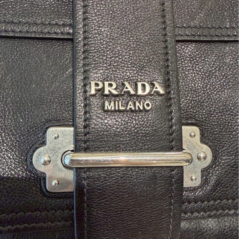 PRADA Cahier黑銀復古宮廷軟盒子包-2