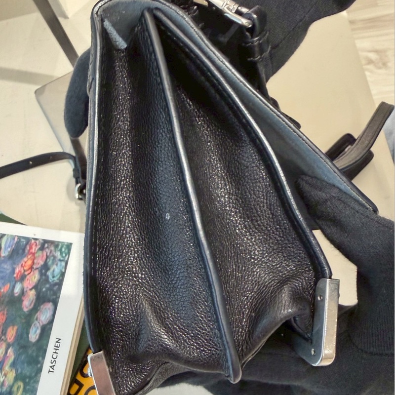 PRADA Cahier黑銀復古宮廷軟盒子包-7