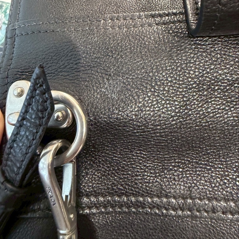 PRADA Cahier黑銀復古宮廷軟盒子包-12