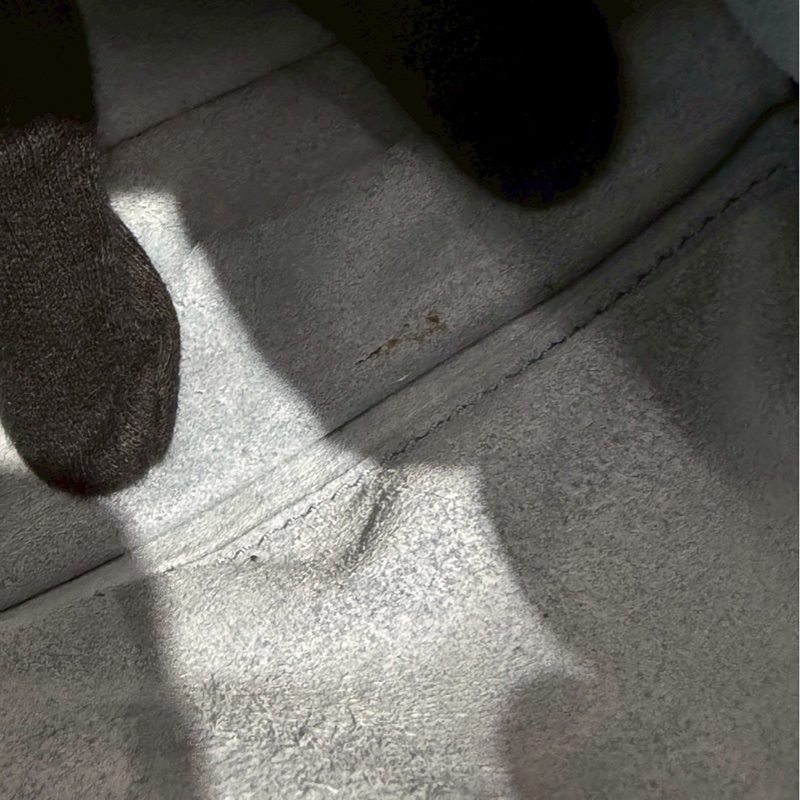 PRADA Cahier黑銀復古宮廷軟盒子包-20