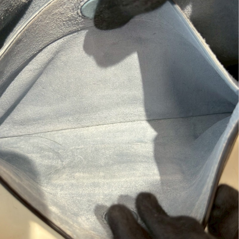 PRADA Cahier黑銀復古宮廷軟盒子包-22