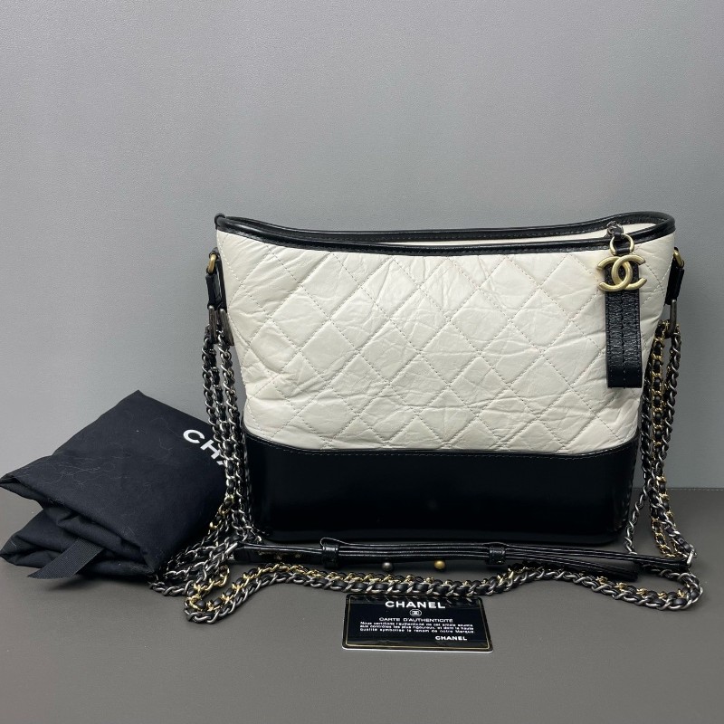Chanel Gabriele 白色拼黑中號流浪包 肩背包-0