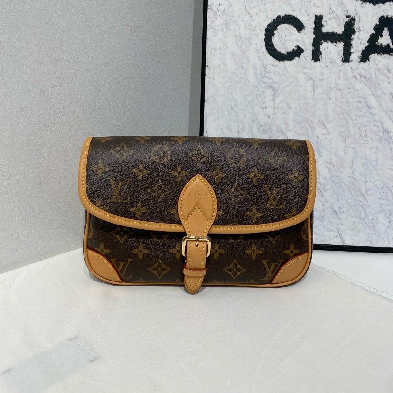 LV 路易威登 Diane 老花法棍 肩背包斜背包 晶片款-2