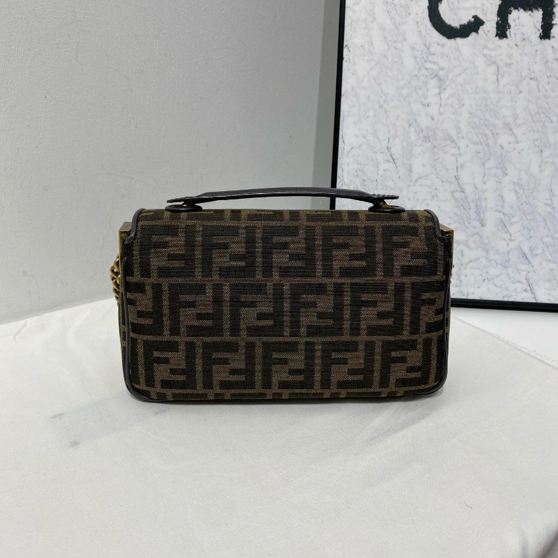 Fendi Baguette 老花法棍鏈條肩背包斜背包 中號-3