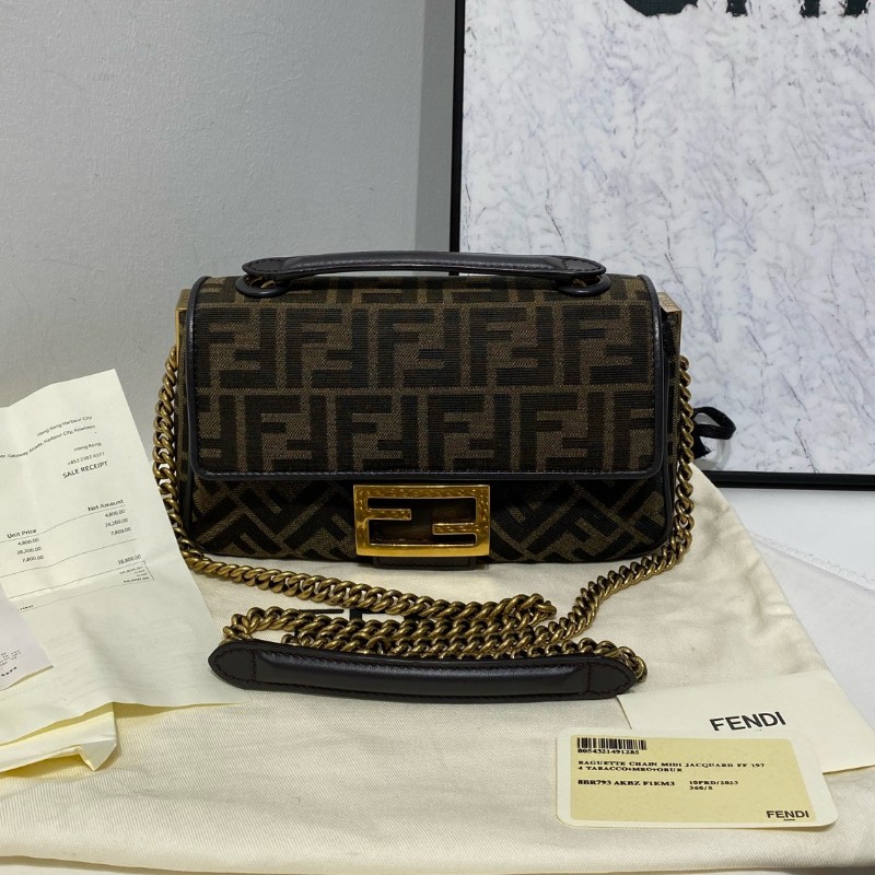 Fendi Baguette 老花法棍鏈條肩背包斜背包 中號-18