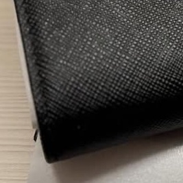 Prada Saffiano Metal 皮革短錢包(誠可刀🔪)-10