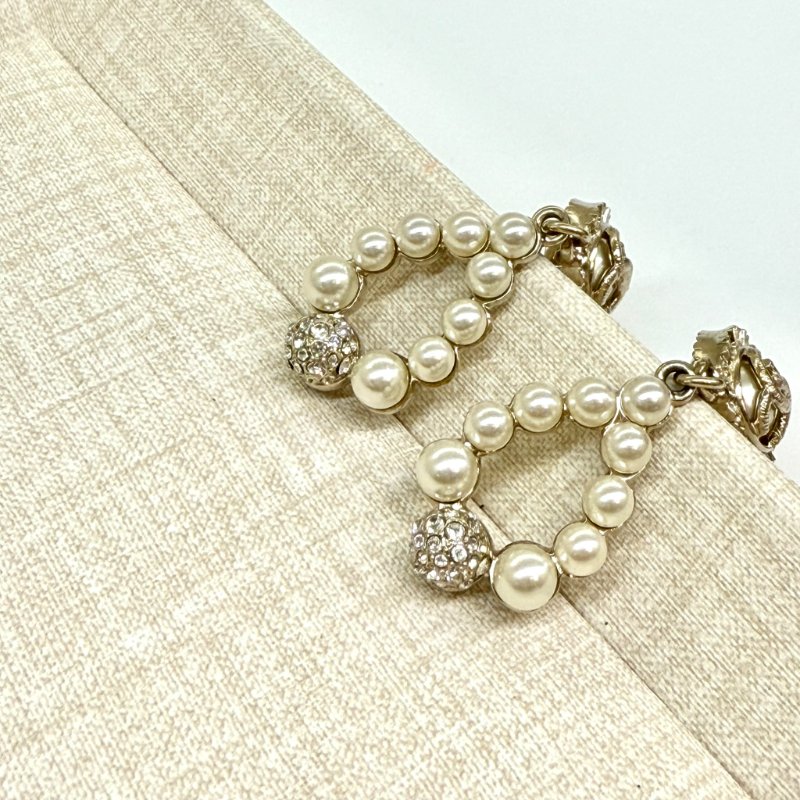 CHANEL - 圓形雙C珍珠圈吊墬水晶宮廷風耳環-6