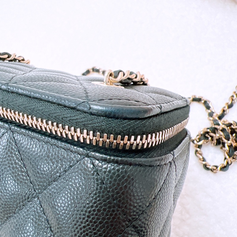 Chanel 黑金牛皮長盒子/化妝包-5