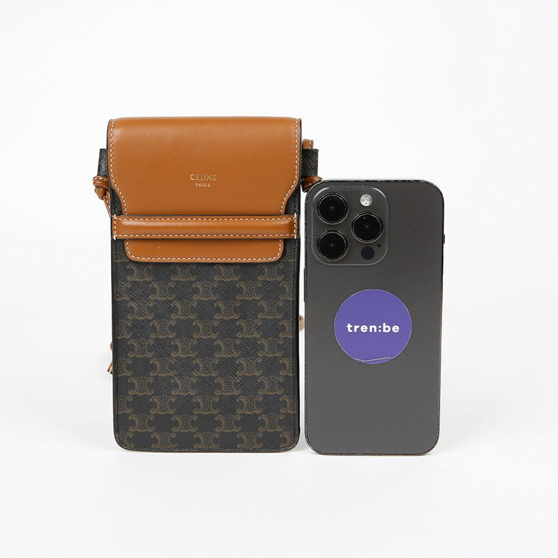 【包稅】CELINE 10G332CQD 翻蓋手機袋斜背包-7