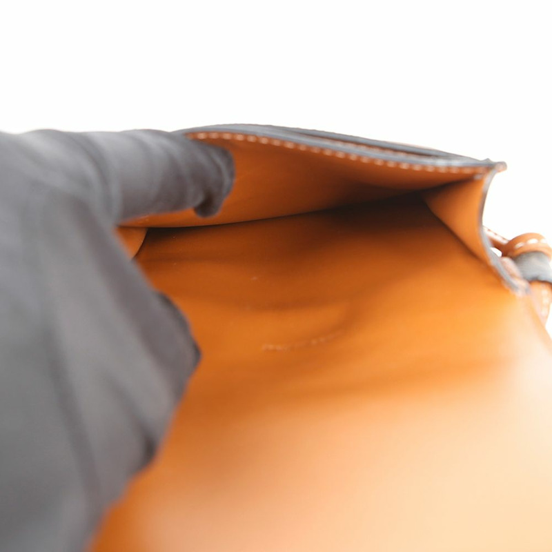 【包稅】CELINE 10G332CQD 翻蓋手機袋斜背包-9