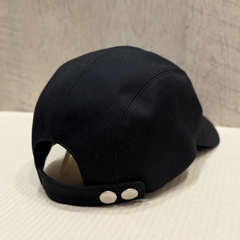 hermes 男裝 黑色鴨舌帽-1