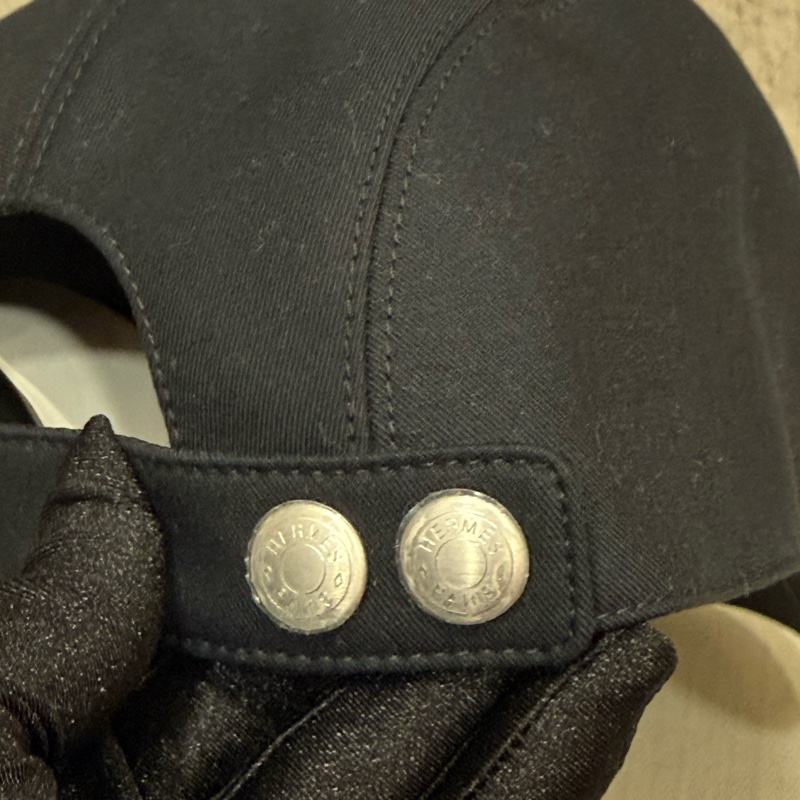 hermes 男裝 黑色鴨舌帽-2
