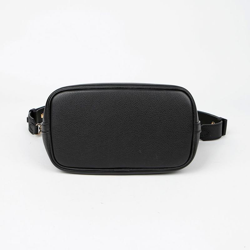 【包稅】LOUIS VUITTON M24006 Lock and Walk 水桶斜背包-4