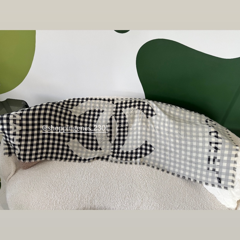 香奈兒 Chanel 25P 黑白格紋圍巾 白色底-2