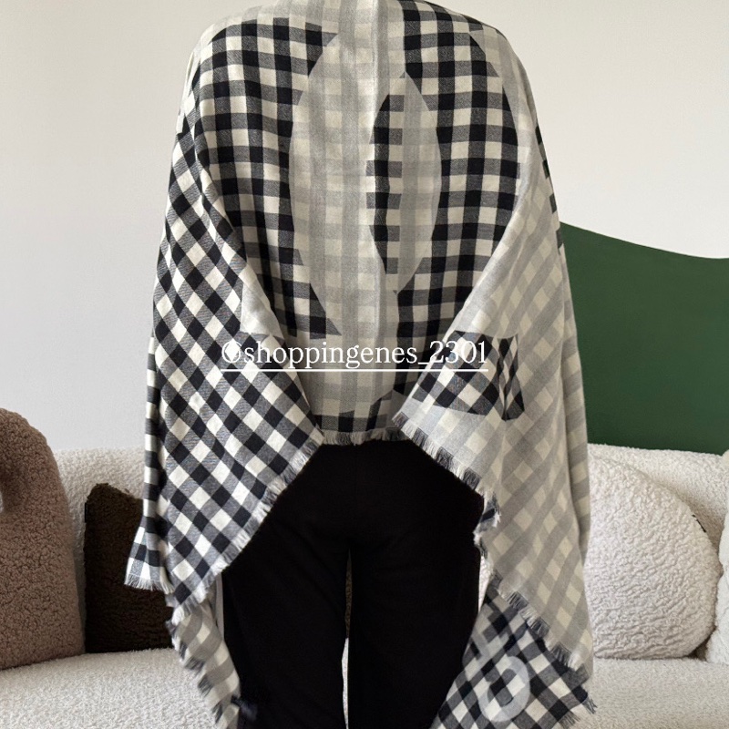 香奈兒 Chanel 25P 黑白格紋圍巾 白色底-8