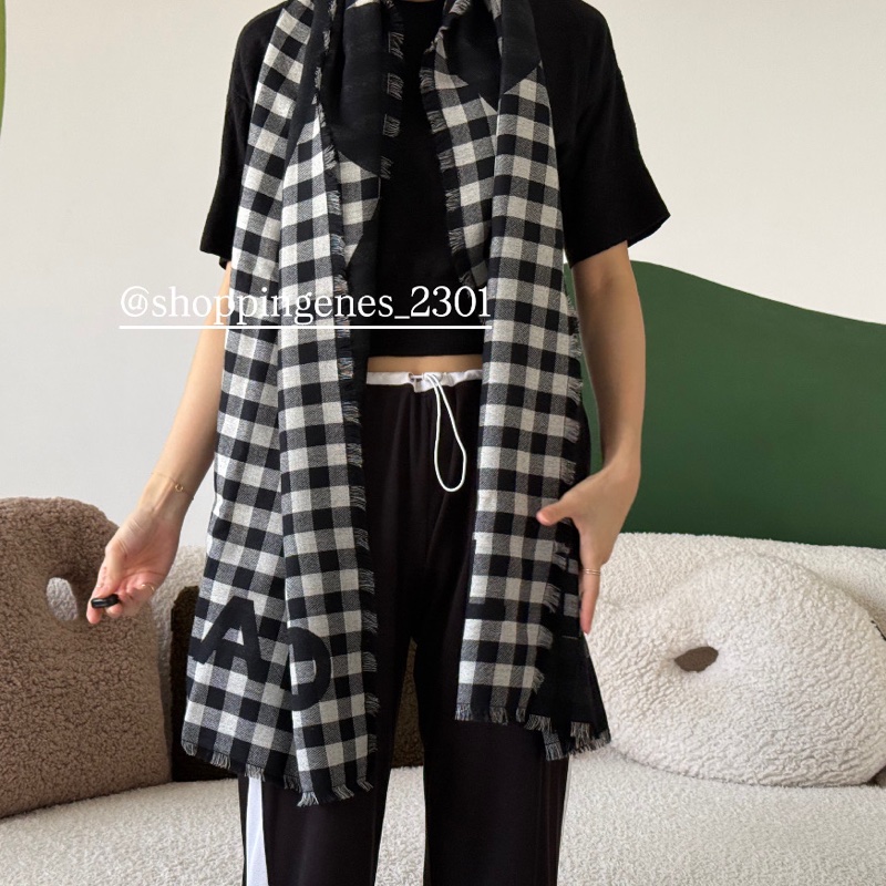 香奈兒 Chanel 25P 黑白格紋圍巾 黑色底-5