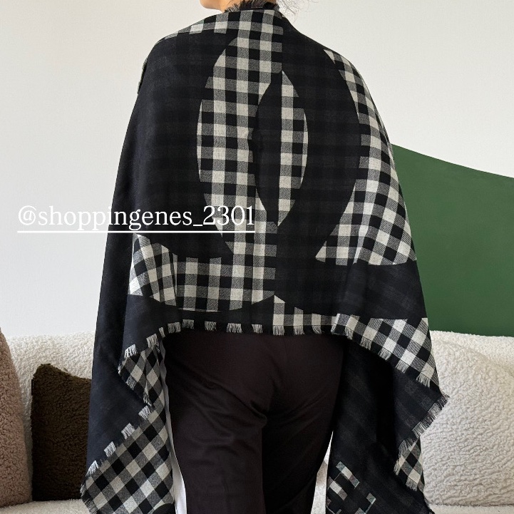 香奈兒 Chanel 25P 黑白格紋圍巾 黑色底-8