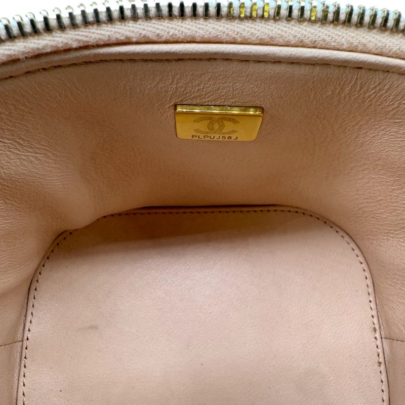 【2297】CHANEL香奈兒 稜格紋皮穿鏈翻蓋 羊皮 化妝盒斜挎包手提包 小號 淺米色-18