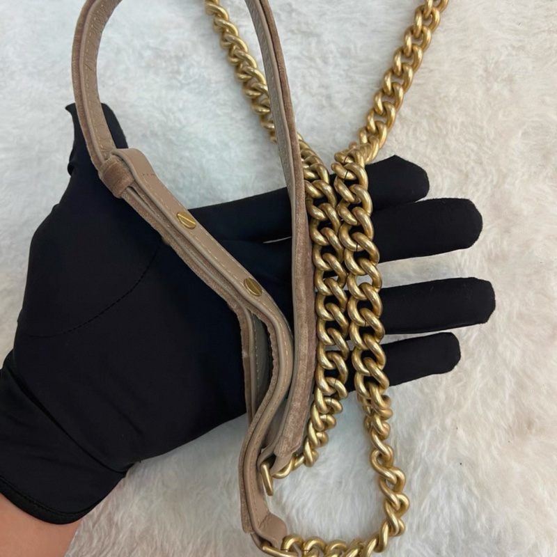 Chanel 香奈兒 22k leboy 絲絨 mini 馬鞍包。美拉德色系 泰迪棕色 芯片款，絕美一隻小可愛-2