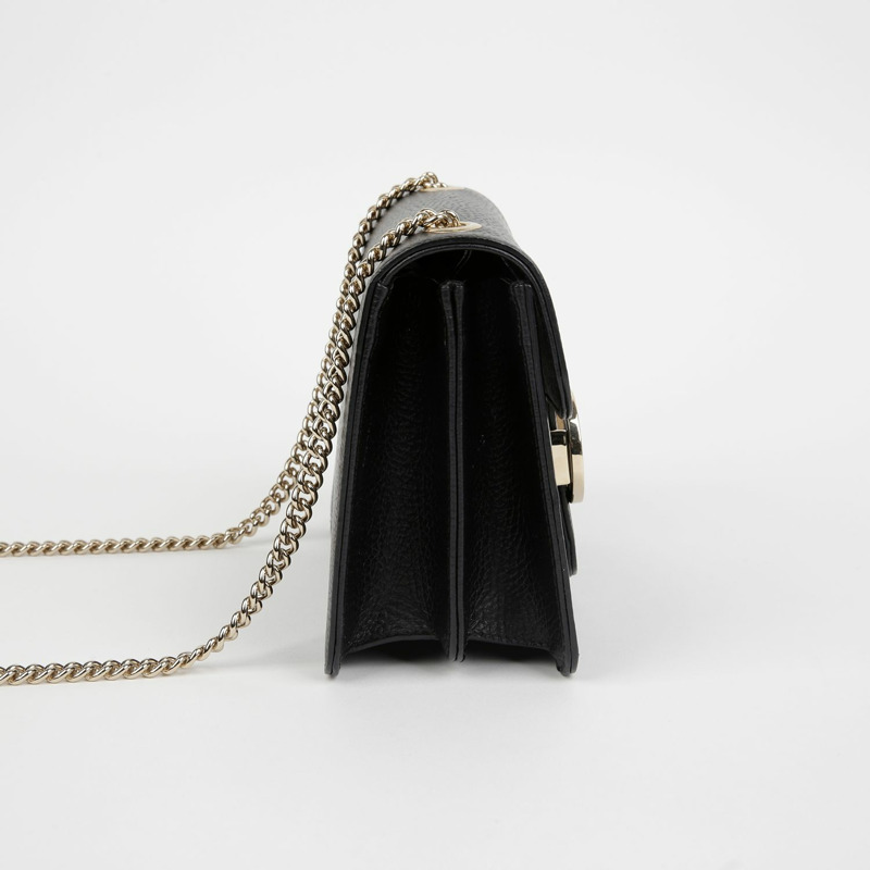 GUCCI 互扣鏈條單肩斜背包 510304-4