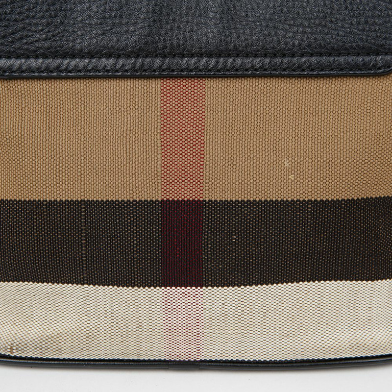 BURBERRY 顆粒狀超大格紋小號斜背包 3997256-3