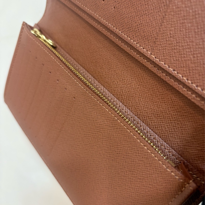 LV 老花對開長夾-2