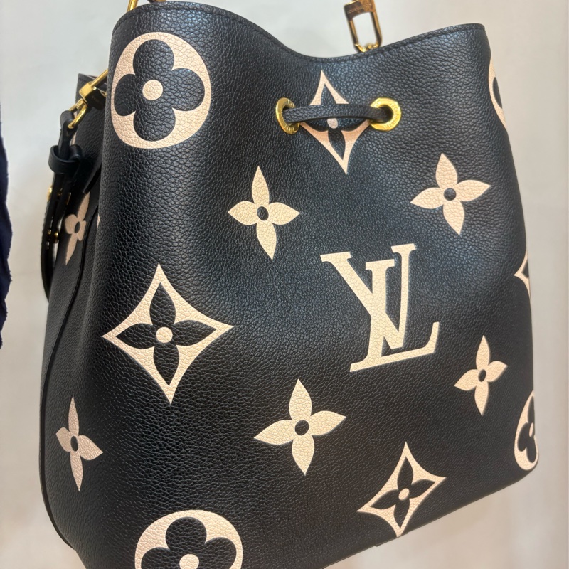LV 新黑白Neonoe水桶包-2