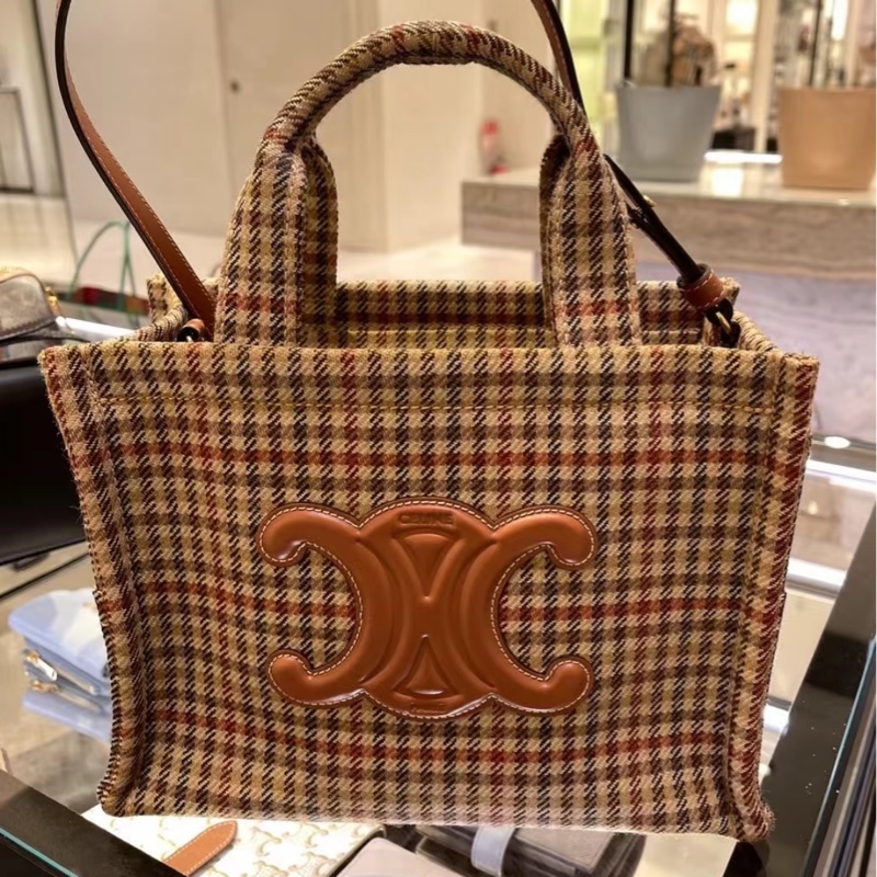 CELINE 22年千鳥紋tote-0