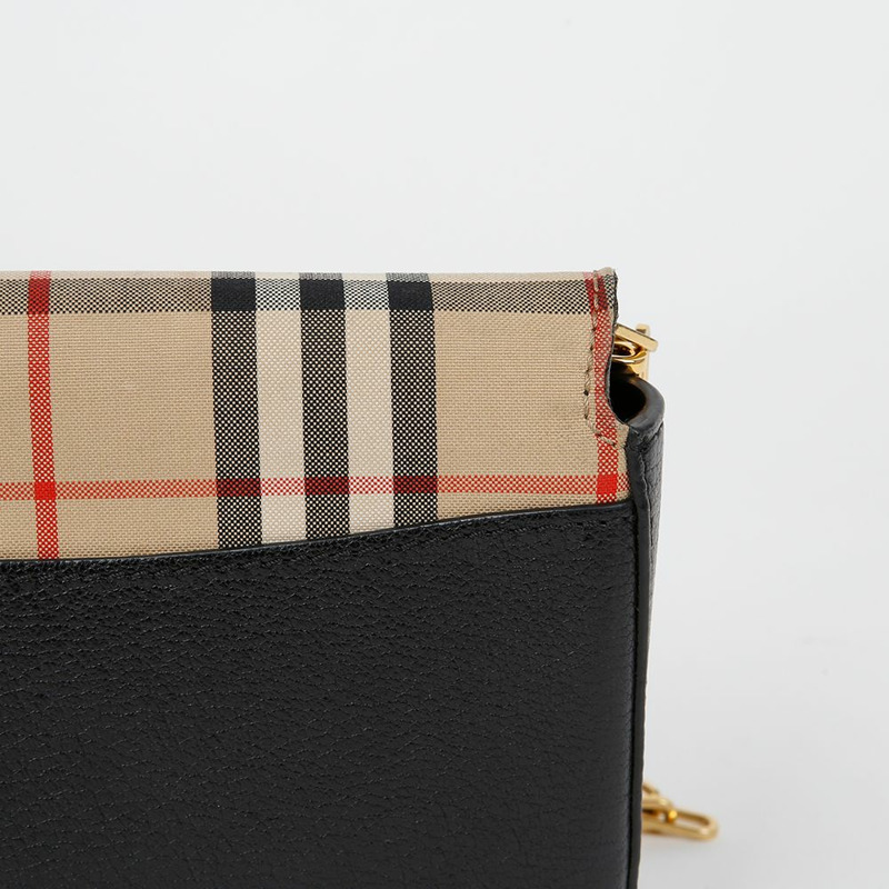 BURBERRY D形環迷你鏈單肩斜背包 8009530-5