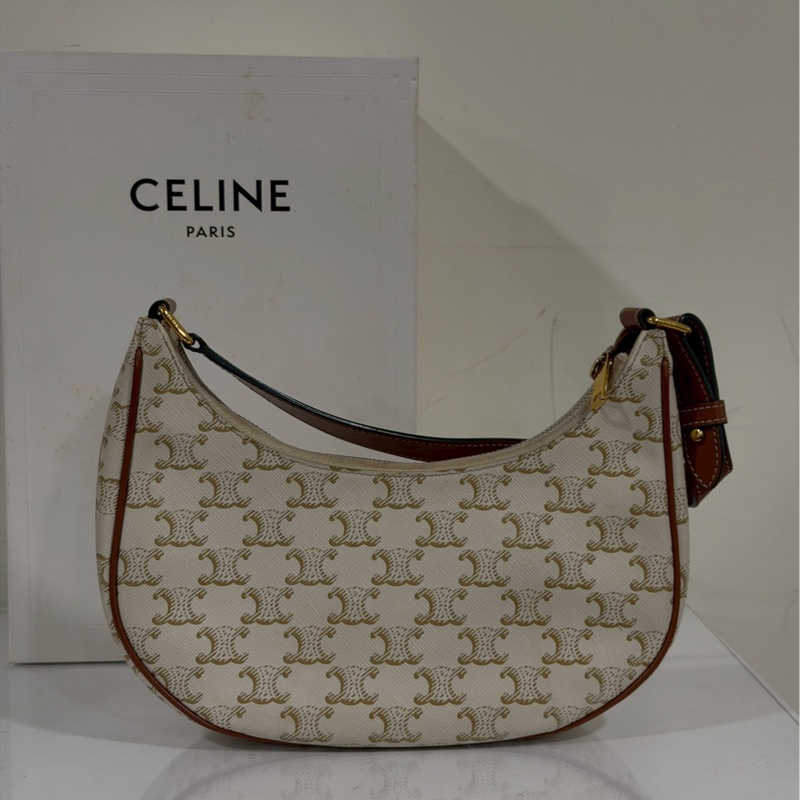 爆款低價出🤩Celine凱旋門老花Ava月亮包腋下包手提單肩包-5