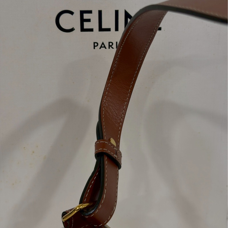 爆款低價出🤩Celine凱旋門老花Ava月亮包腋下包手提單肩包-23