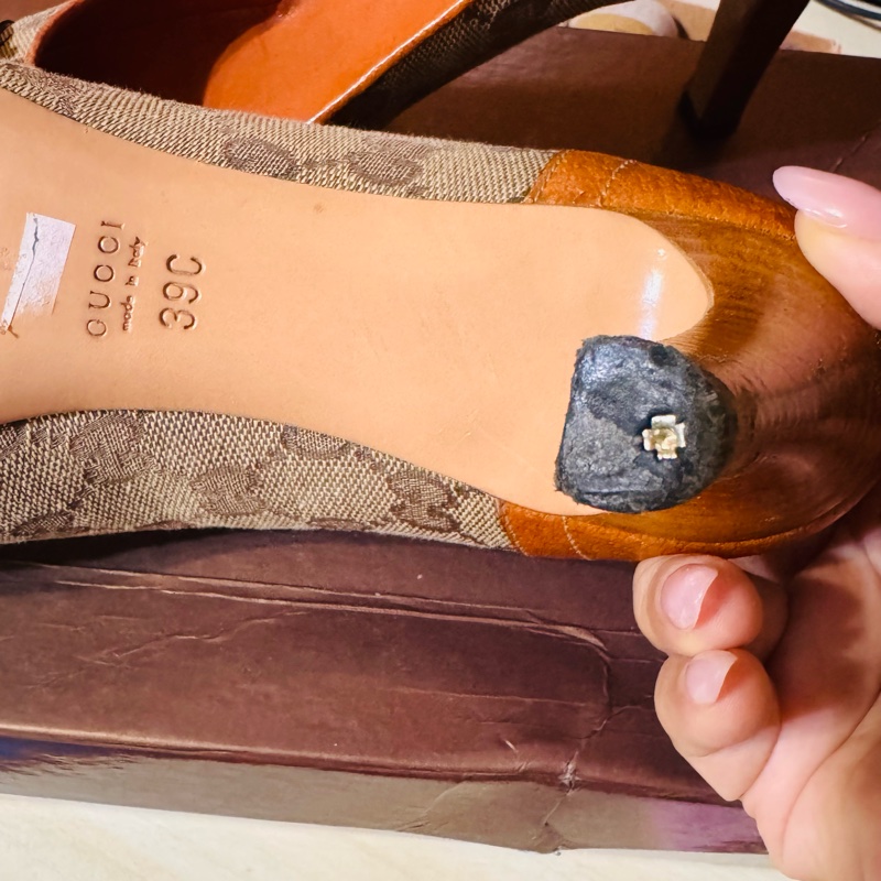 GUCCI經典老花高跟鞋 EU39-7