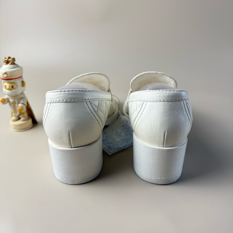 CHANEL香奈兒樂福鞋白金愛心扣38碼-7