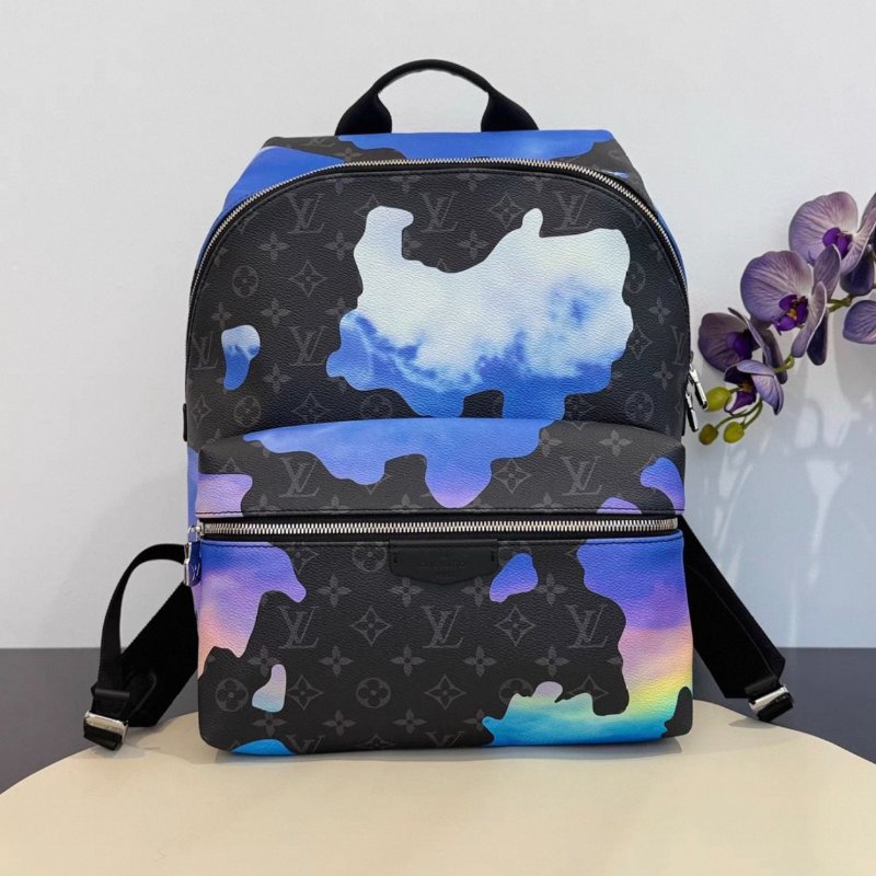 LV Discovery 藍紫色雲朵圖案拼老花後背包 芯片款 全新配件塵袋-1