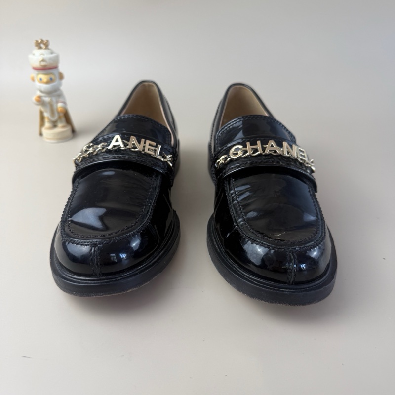 CHANEL香奈兒 樂福鞋字母logo黑金鎖鏈雙C 38碼-7