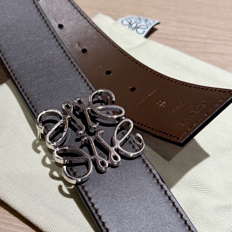 LOEWE 小牛皮Anagram 寬版銀釦雙面皮帶 95cm-1
