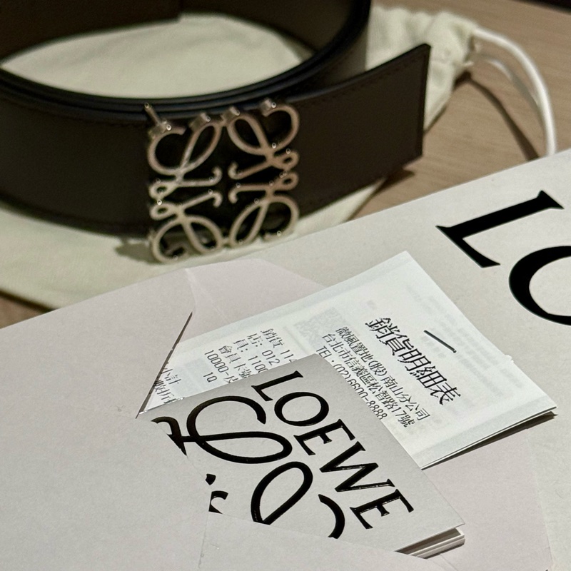 LOEWE 小牛皮Anagram 寬版銀釦雙面皮帶 95cm-5