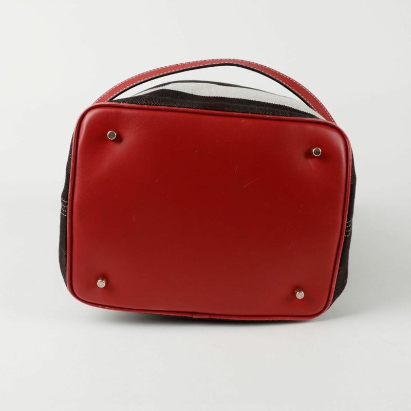 BURBERRY Ashby 中型單肩手提包 3945728-8