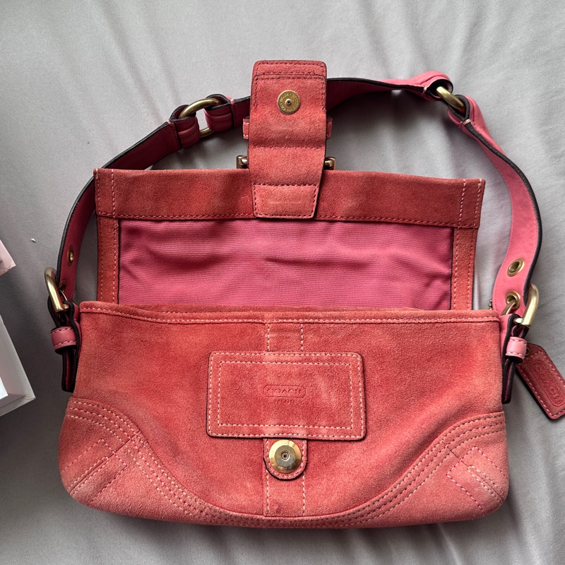 ✨3200帶走✨coach水蜜桃麂皮法棍-6